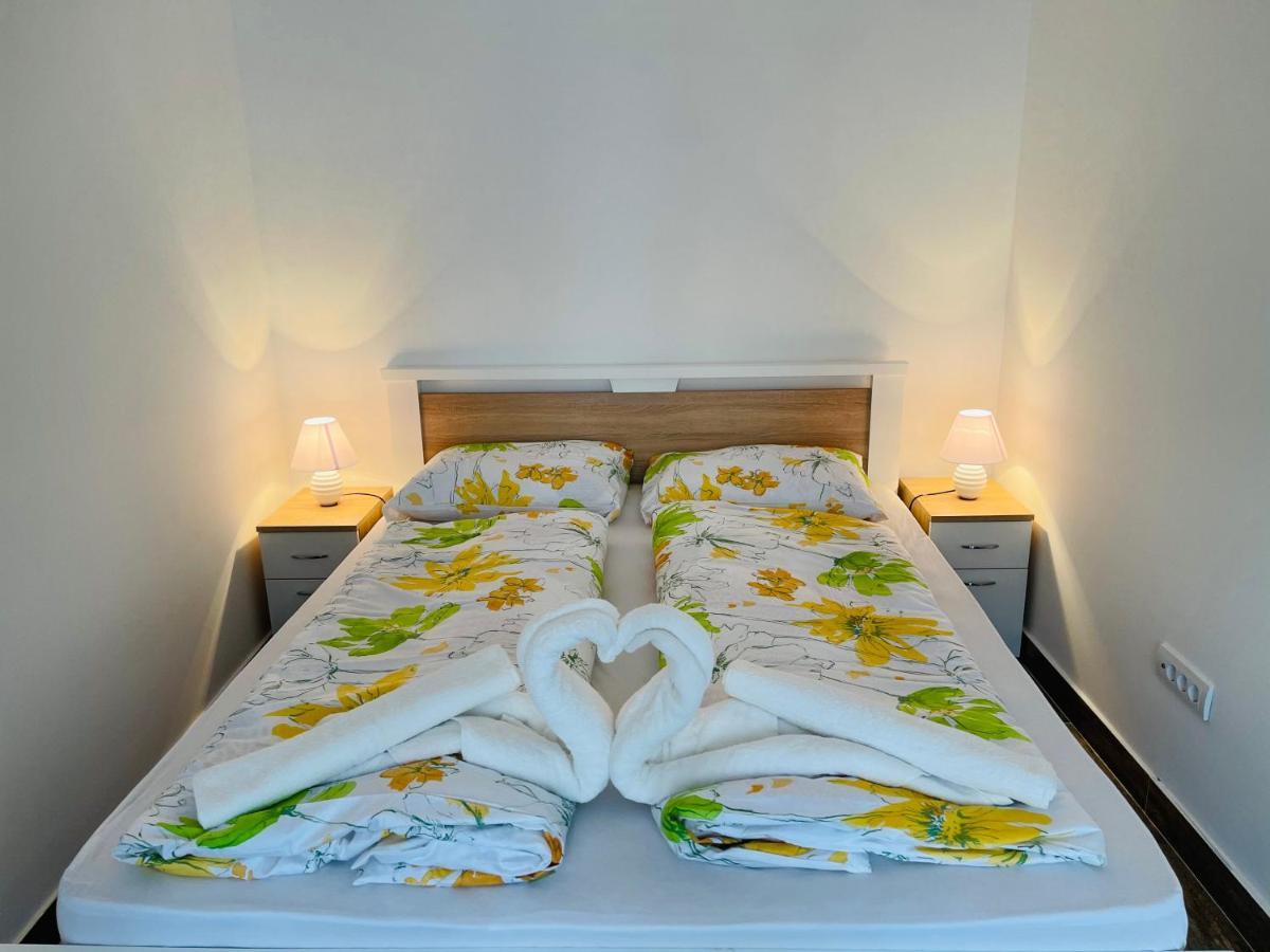 Apartmani Zivkovic Srebrno Jezero Велико-Градиште Экстерьер фото